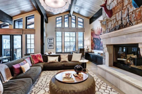 Luxurious Chalet with Private Elevator